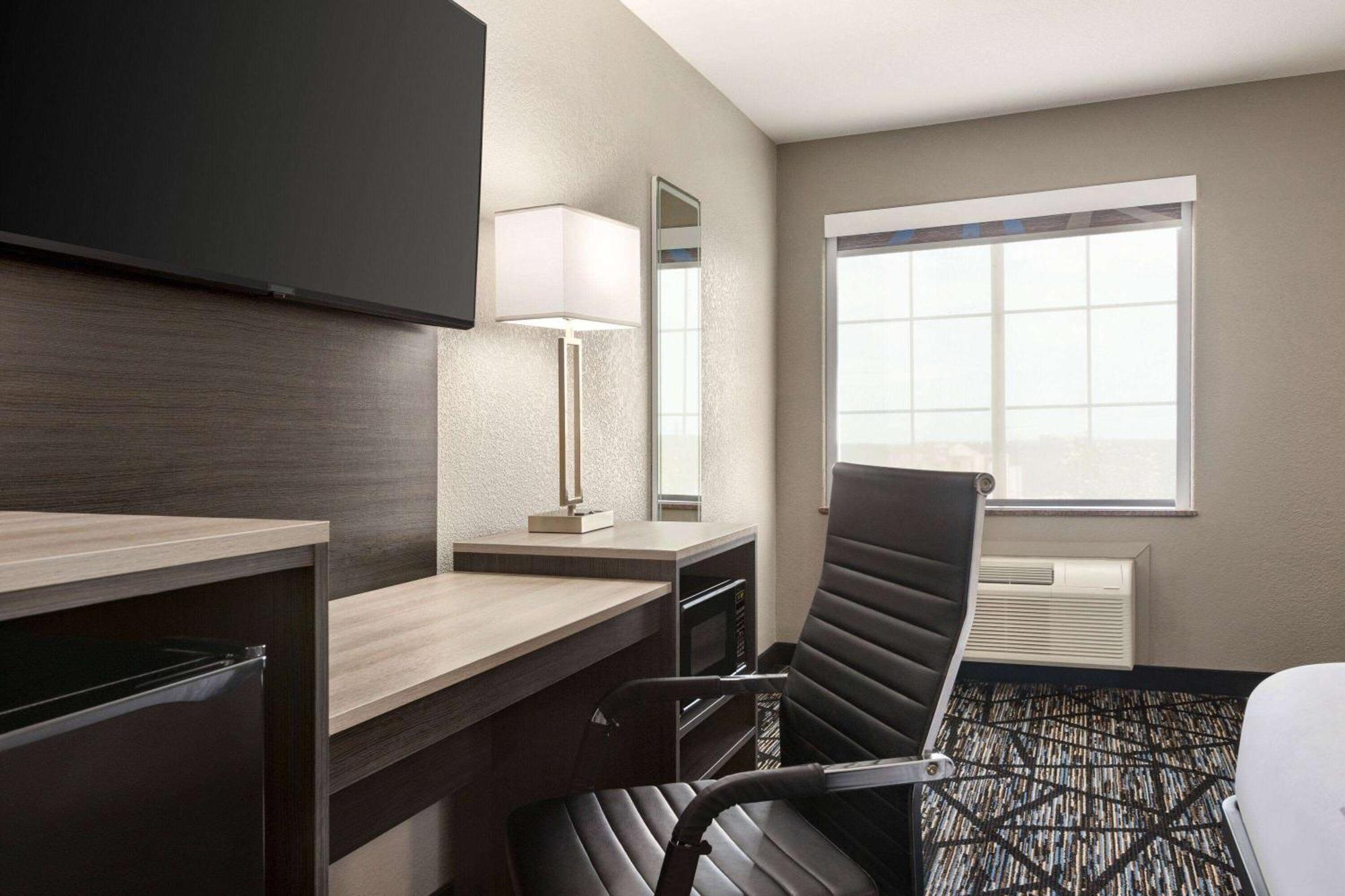 La Quinta By Wyndham San Antonio North Stone Oak Hotell Eksteriør bilde