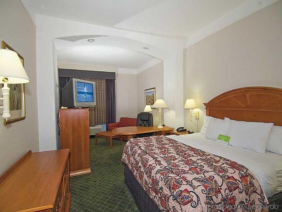 La Quinta By Wyndham San Antonio North Stone Oak Hotell Rom bilde